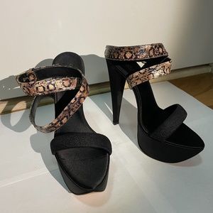 Giambattista Valli Heels